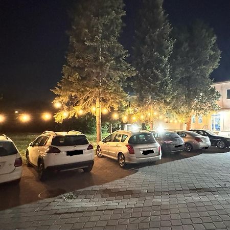 Hotel Istanbul Skopje Eksteriør billede
