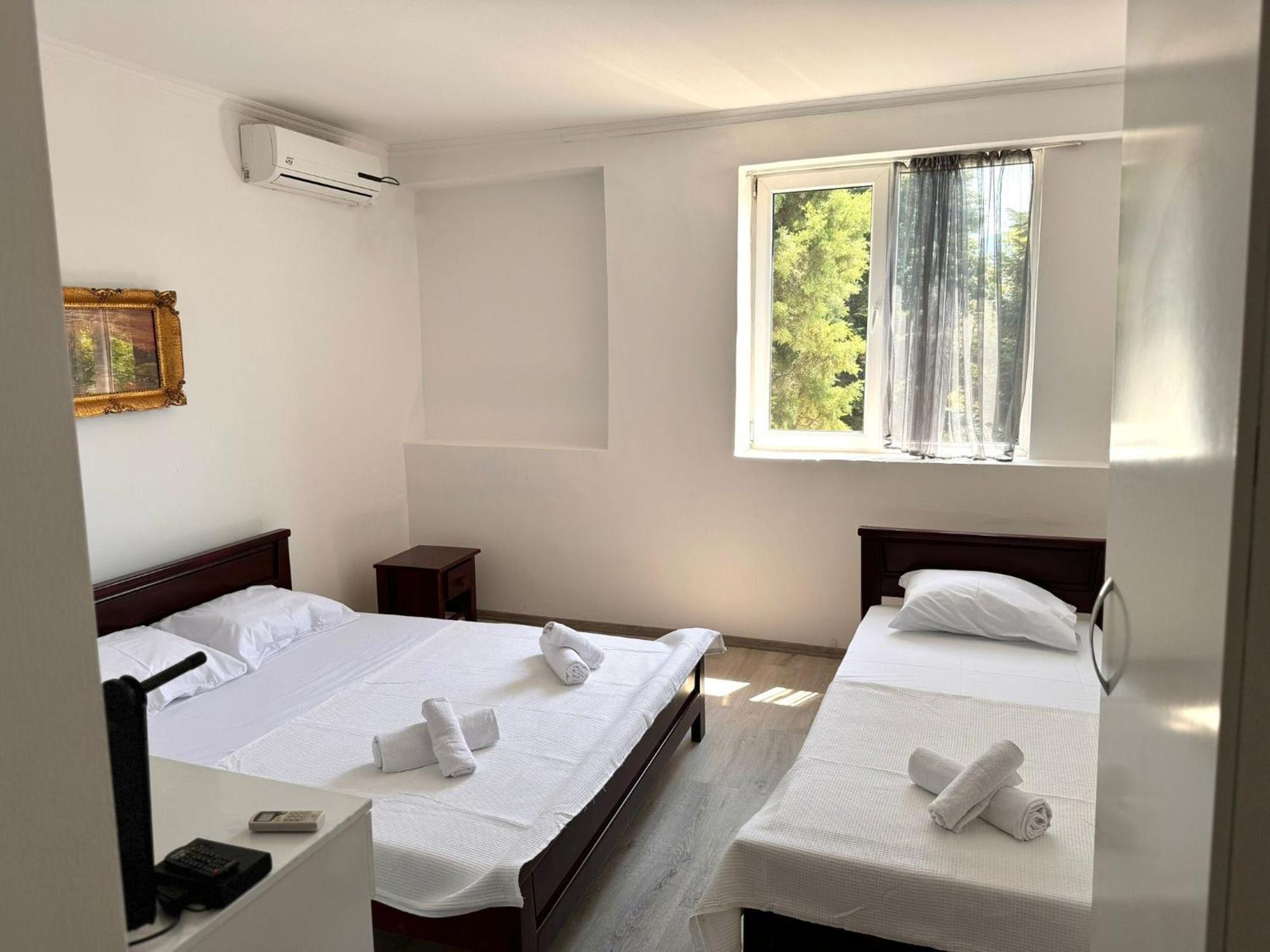 Hotel Istanbul Skopje Eksteriør billede