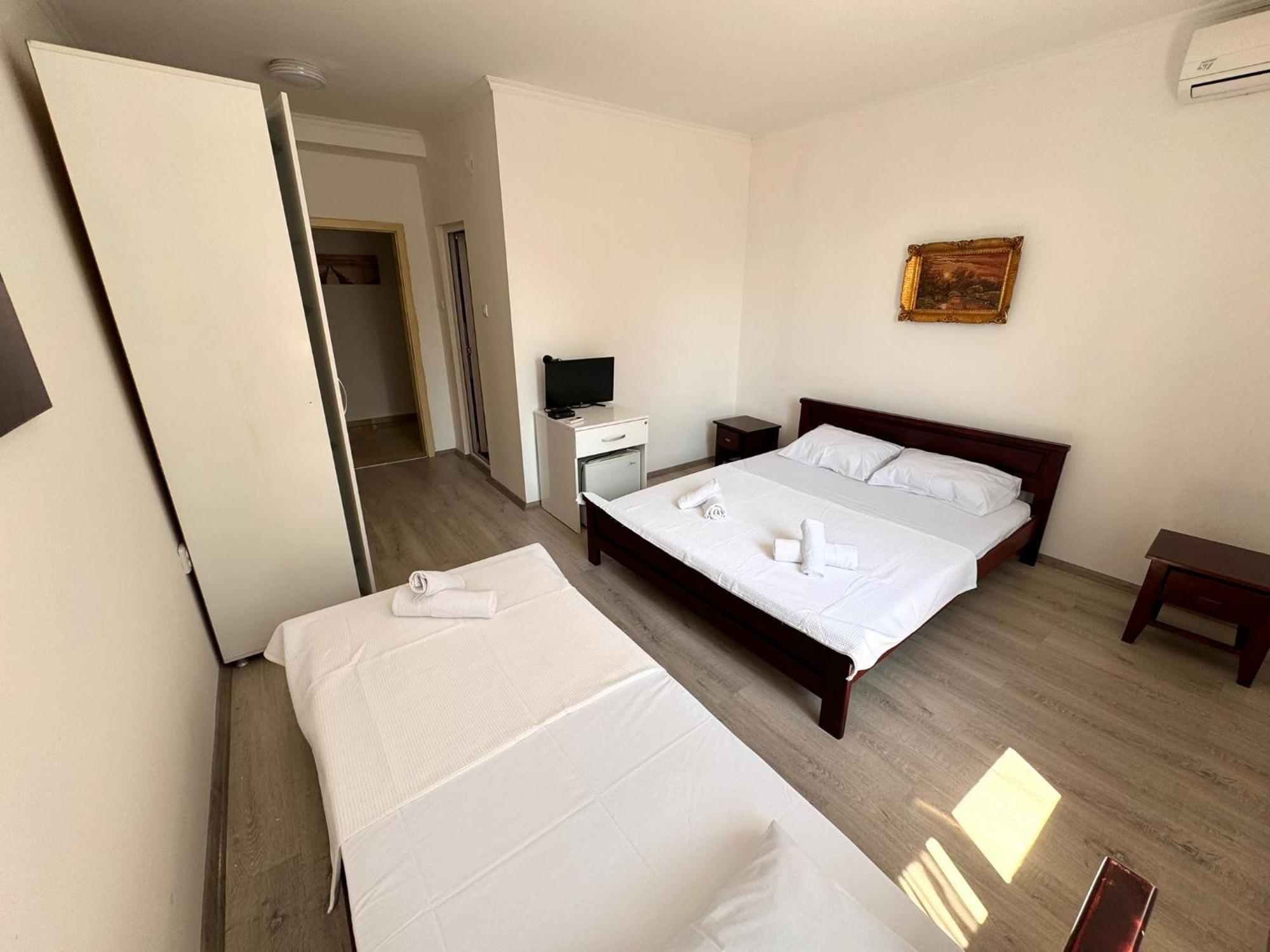 Hotel Istanbul Skopje Eksteriør billede